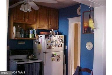 828 Chesapeake Ave, Annapolis, MD 21403 - photo 5