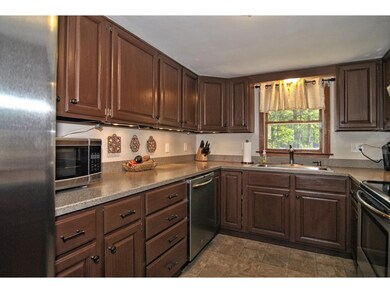 210 Back River Rd, Bedford, NH 03110 - photo 5