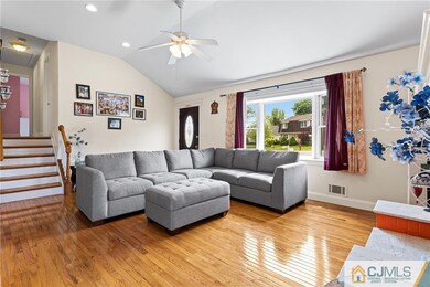 24 Edison Ave, Edison, NJ 08820 - photo 6