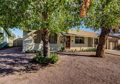 2219 N 47th Ln, Phoenix, AZ 85035 - photo 3