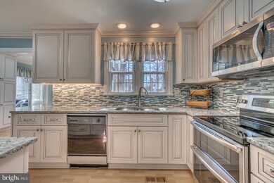 1113 John Paul Jones Dr, Stafford, VA 22554 - photo 2