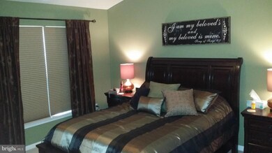 20858 Shamrock Glen Cir, Germantown, MD 20874 - photo 7