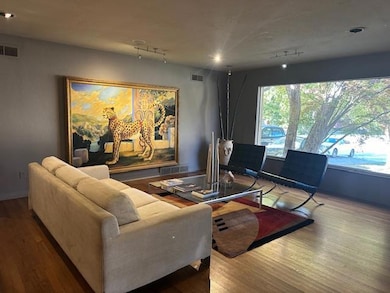 1710 Dorchester Dr, Nichols Hills, OK 73120 - photo 4