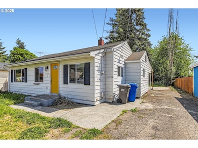 7508 SE Ogden St, Portland, OR 97206 - photo 3