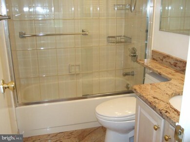 13 Pond View Dr unit 13, Plainsboro, NJ 08536 - photo 4