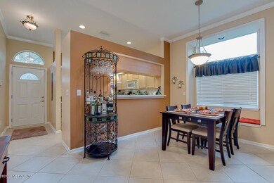 Dining area 2.jpg