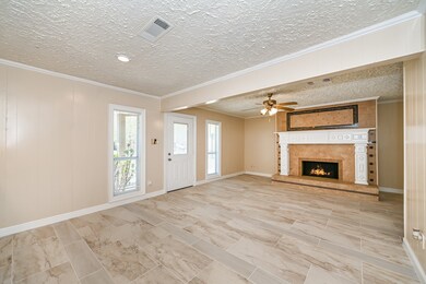 8554 Highcrest Dr, Houston, TX 77055 - photo 5