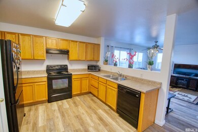 8907 Red Baron Blvd, Reno, NV 89506 - photo 4