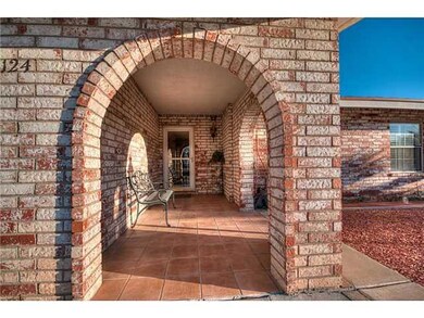 Welcoming Courtyard!