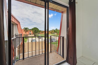 3310 Meridian Way S unit A, Palm Beach Gardens, FL 33410 - photo 3