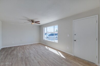 2027 N 55th Ave unit 9, Phoenix, AZ 85035 - photo 6
