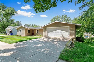 117 Northside Dr, West Branch, IA 52358 - photo 3