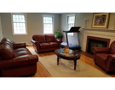 11 Enfield Dr, Andover, MA 01810 - photo 4