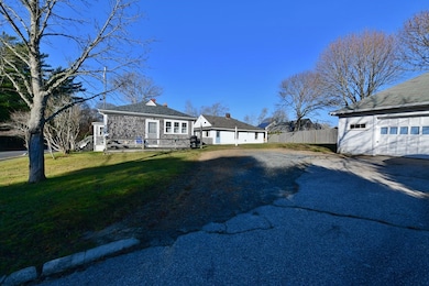 15 Chester St unit WINTER, North Falmouth, MA 02556 - photo 2