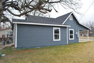 903 Mill St, Gainesville, TX 76240 - photo 4