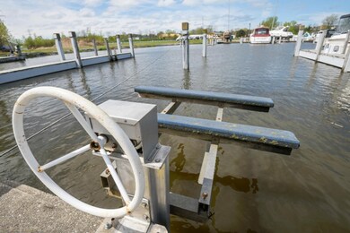 06_143-Anchors-Way_-28_101_Location-1_Pr