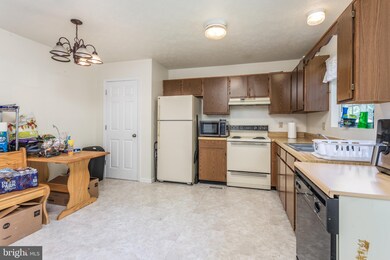 115 Nottoway Dr, Stephens City, VA 22655 - photo 6