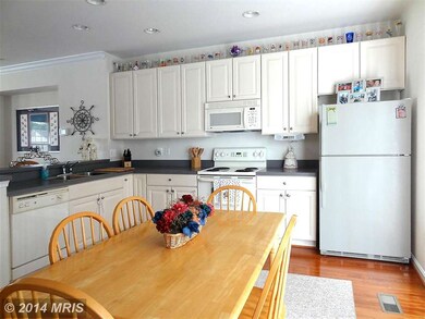 2664 Merlin Ct, Odenton, MD 21113 - photo 6