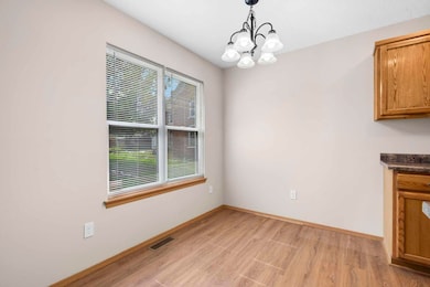 1634 W Nichols St, Springfield, MO 65802 - photo 7