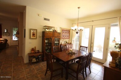 Dining Room2