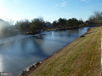 305 Firethorne Ct, Sewell, NJ 08080 - photo 3