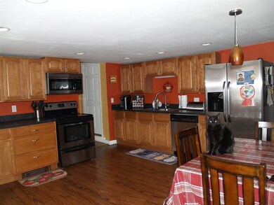 74 Glass St, Pembroke, NH 03275 - photo 7