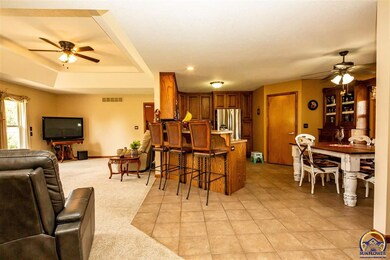 4141 SW Moundview Dr, Topeka, KS 66610 - photo 4