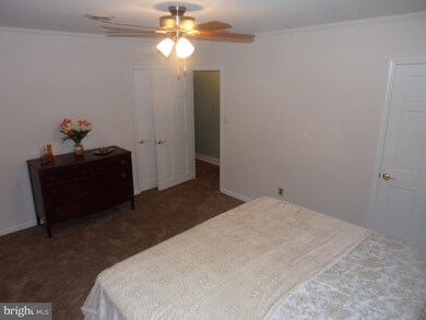 2616 Longfellow Dr, Wilmington, DE 19808 - photo 4