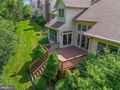 4693 Pinehurst Cir unit 16, Center Valley, PA 18034 - photo 5