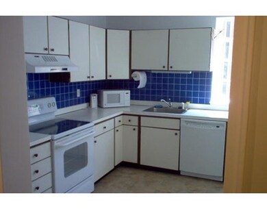 573 Washinton St unit 30, Brookline, MA 02446 - photo 3