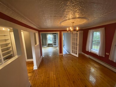 184 Pleasant St, Northfield, VT 05663 - photo 2