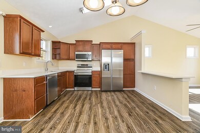 372 Monroe Dr, Colonial Beach, VA 22443 - photo 5