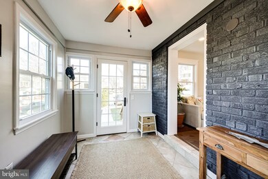 5813 Edgehill Dr, Alexandria, VA 22303 - photo 4