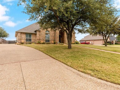 1404 Wedgewood Dr, Cleburne, TX 76033 - photo 6