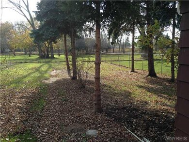 461 Esther St, North Tonawanda, NY 14120 - photo 5