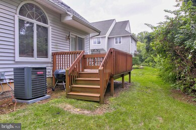 130 W Thomas Ct, Kennett Square, PA 19348 - photo 4