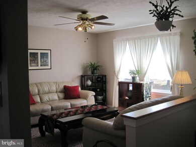 45750 Oliver Ct, Great Mills, MD 20634 - photo 7