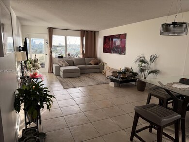 401 Golden Isles Dr unit 512, Hallandale Beach, FL 33009 - photo 3