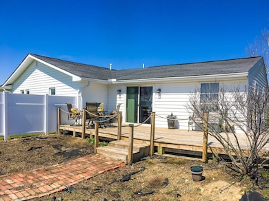 7245 Neil Road 7