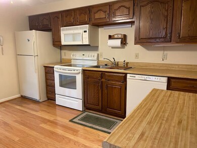 784 Dix St, Manchester, NH 03103 - photo 6