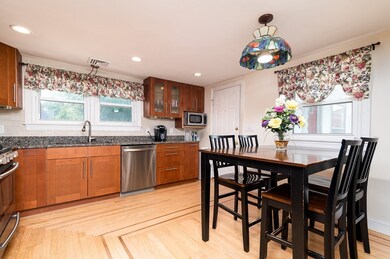 7 Charlotte Ln, Randolph, MA 02368 - photo 3