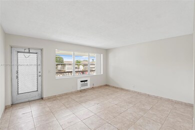 281 Camden L, West Palm Beach, FL 33417 - photo 5