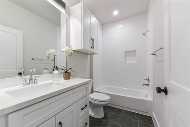 5118 Cochran St, Houston, TX 77009 - photo 6