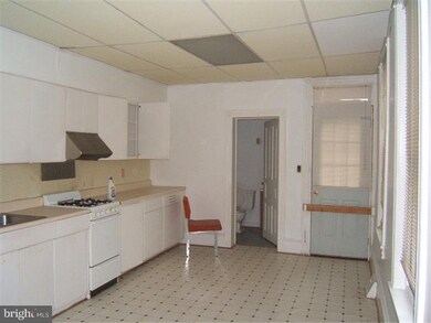 218 W Oley St unit 1, Reading, PA 19601 - photo 5