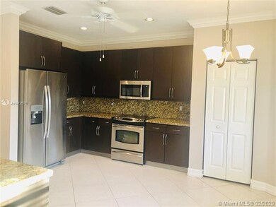 4353 Laurel Ridge Cir, Weston, FL 33331 - photo 7