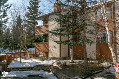 01-Front Exterior_1261