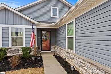 219 Bending Branch Rd, Greenville, SC 29605 - photo 6