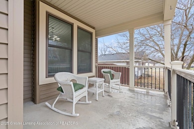 2036 Reo Rd, Lansing, MI 48910 - photo 2