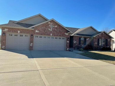 2112 Tuscany Ridge Ct, Maryville, IL 62062 - photo 5