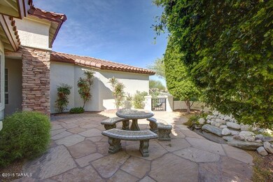 Exterior Front (1 of 8).jpg